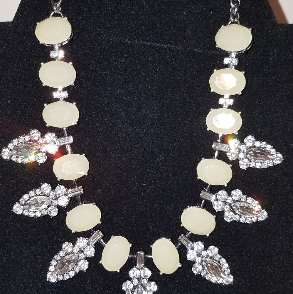 Lia Sophia necklace
